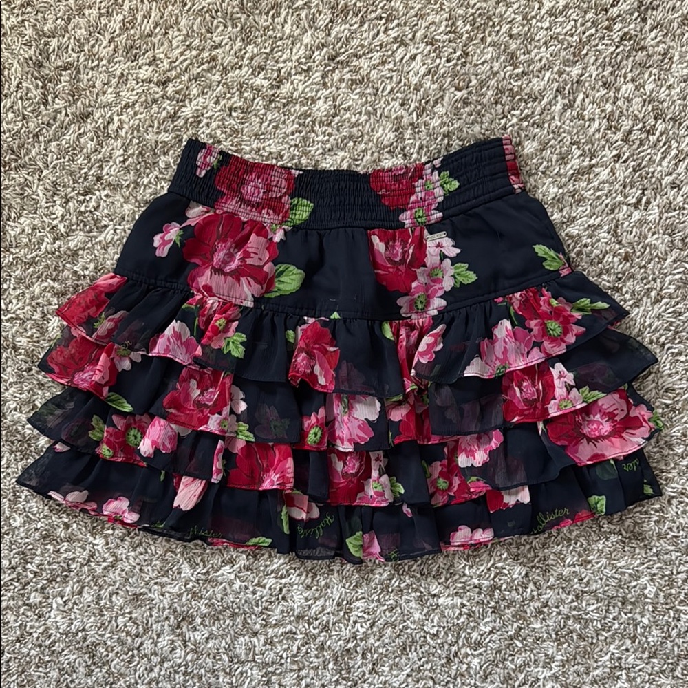 Hollister Floral Ruffle Skirt